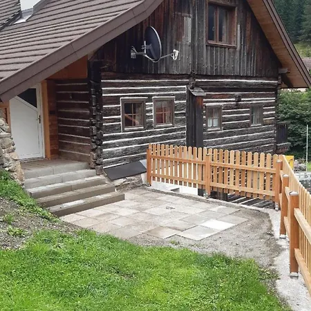 Naehe Talstation Turracher Hoehe, In Urigem Holzhaus Apartment *