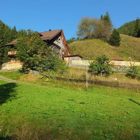 Naehe Talstation Turracher Hoehe, In Urigem Holzhaus * Turracher Hohe